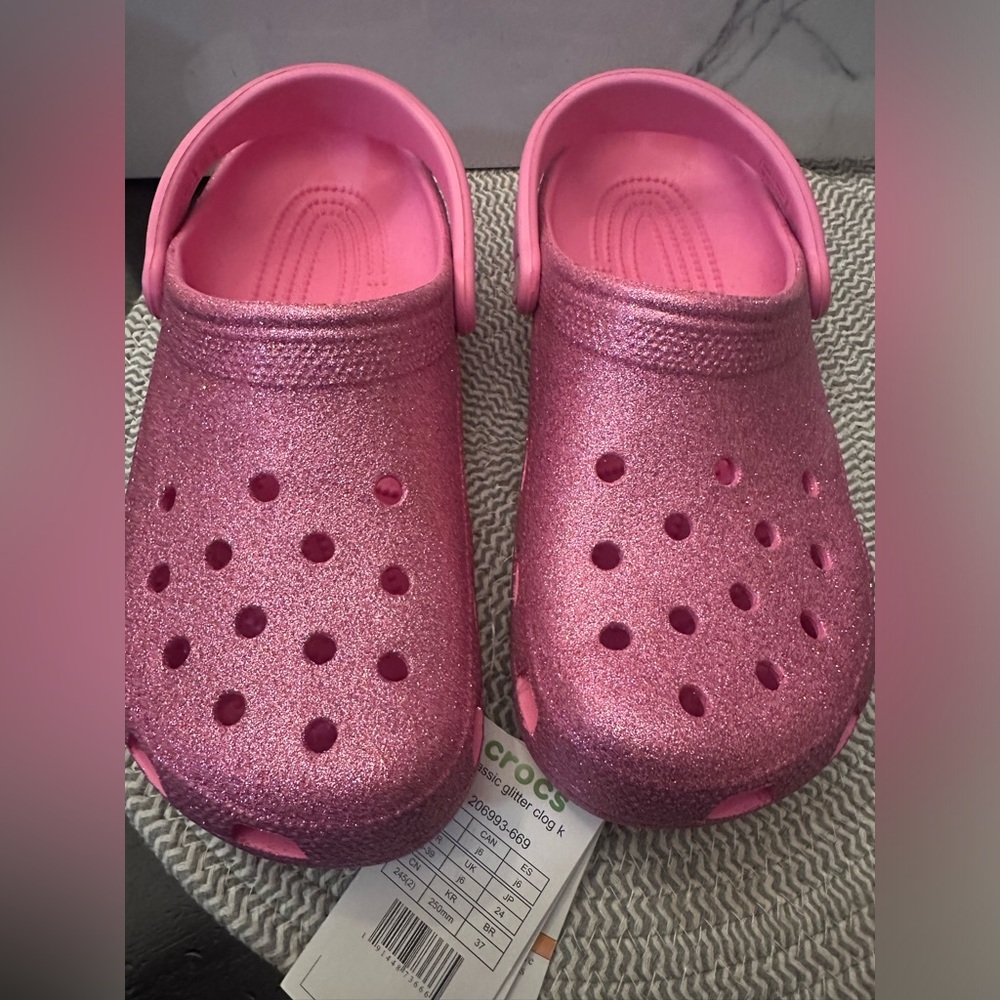 CROCS Kids Sparkle Pink Water Shoes